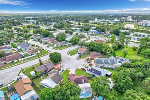 Villa ou maison à vendre à Kissimmee, Floride: 3 chambres, 143.81 m2 № 1340086 - photo 29