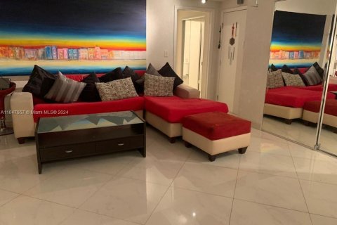 Appartement à louer à Miami Beach, Floride: 2 chambres, 80.82 m2 № 1332179 - photo 1