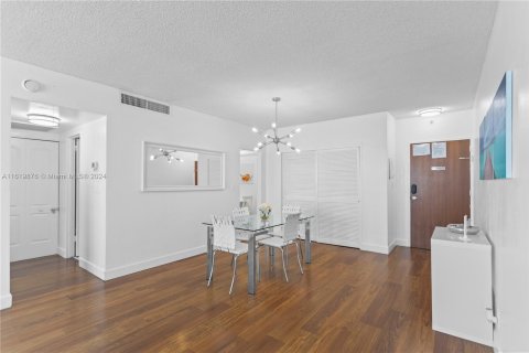 Copropriété à vendre à Hollywood, Floride: 1 chambre, 81.2 m2 № 1292642 - photo 8