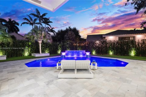 Villa ou maison à vendre à Weston, Floride: 4 chambres, 263.47 m2 № 1427252 - photo 21