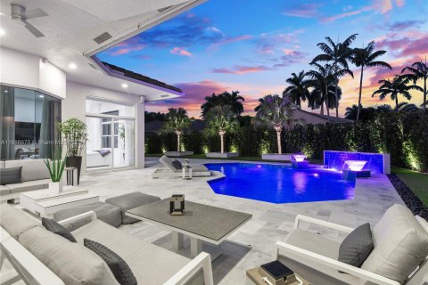 Villa ou maison à vendre à Weston, Floride: 4 chambres, 263.47 m2 № 1427252 - photo 15