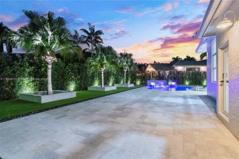 Villa ou maison à vendre à Weston, Floride: 4 chambres, 263.47 m2 № 1427252 - photo 28