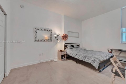 Condominio en venta en Miami, Florida, 1 dormitorio, 68.56 m2 № 1431202 - foto 15