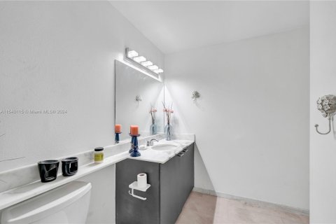 Condominio en venta en Miami, Florida, 1 dormitorio, 68.56 m2 № 1431202 - foto 11