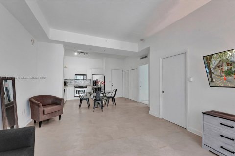 Condominio en venta en Miami, Florida, 1 dormitorio, 68.56 m2 № 1431202 - foto 18