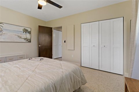 Villa ou maison à louer à Sarasota, Floride: 2 chambres, 129.32 m2 № 504639 - photo 23