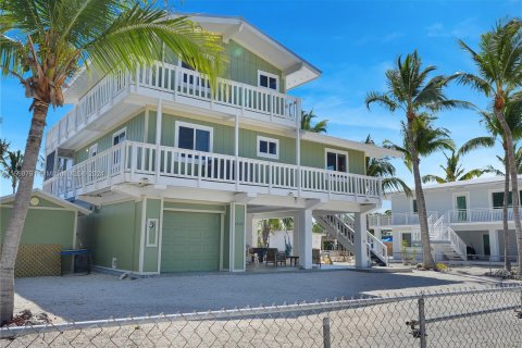 Villa ou maison à vendre à Key Largo, Floride: 3 chambres, 156.08 m2 № 1141893 - photo 2