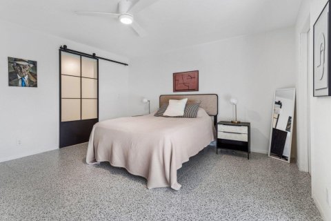 Condominio en venta en Coconut Creek, Florida, 2 dormitorios, 107.4 m2 № 1002545 - foto 12
