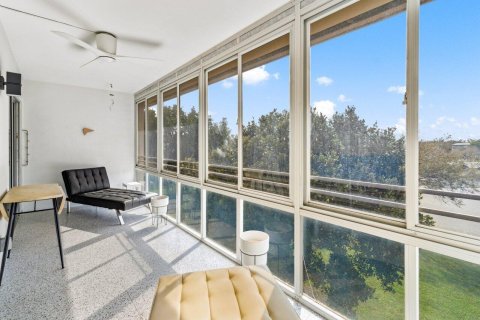 Condominio en venta en Coconut Creek, Florida, 2 dormitorios, 107.4 m2 № 1002545 - foto 6