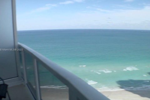 Studio in the Condo in Sunny Isles Beach, Florida  № 432590 - photo 6