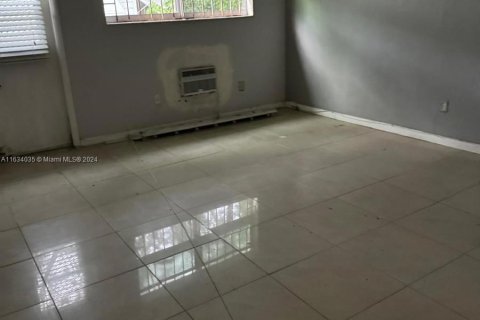 Copropriété à vendre à Miami Beach, Floride: 1 chambre, 61.59 m2 № 1294331 - photo 4