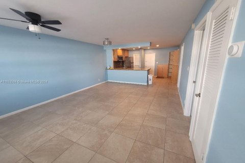 Copropriété à louer à Fort Lauderdale, Floride: 2 chambres, 83.61 m2 № 1348380 - photo 1