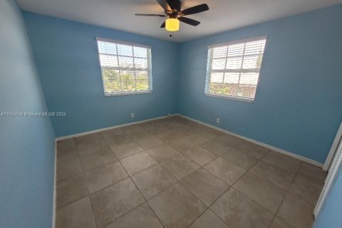 Copropriété à louer à Fort Lauderdale, Floride: 2 chambres, 83.61 m2 № 1348380 - photo 3