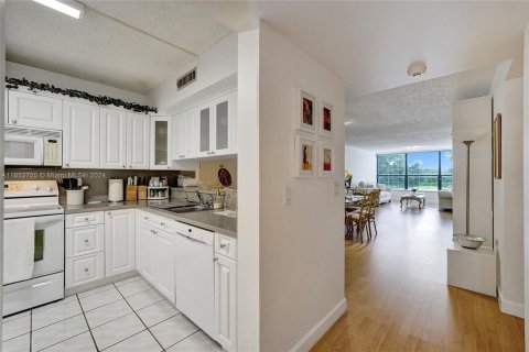 Condo in Davie, Florida, 2 bedrooms  № 1348382 - photo 6