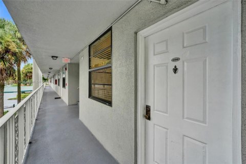 Condo in Davie, Florida, 2 bedrooms  № 1348382 - photo 4