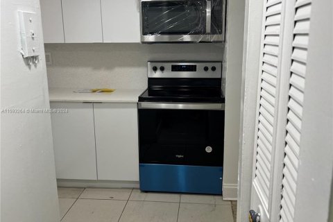 Condominio en venta en Miami, Florida, 2 dormitorios, 89.93 m2 № 1184809 - foto 6