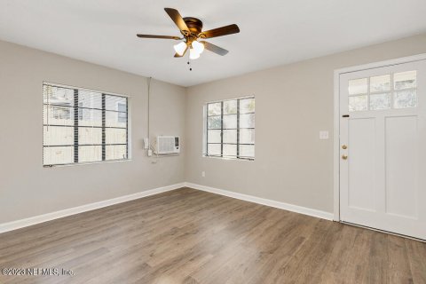 Dúplex en venta en Jacksonville, Florida, 2 dormitorios, 123.84 m2 № 774287 - foto 8