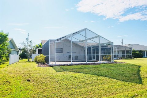 Villa ou maison à louer à Rotonda, Floride: 3 chambres, 147.81 m2 № 907887 - photo 11
