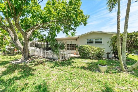 Villa ou maison à vendre à Margate, Floride: 2 chambres, 112.5 m2 № 1168739 - photo 11