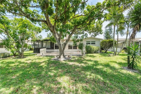 Villa ou maison à vendre à Margate, Floride: 2 chambres, 112.5 m2 № 1168739 - photo 10