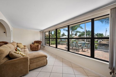 House in Fort Lauderdale, Florida 2 bedrooms, 127.83 sq.m. № 1185430 - photo 7