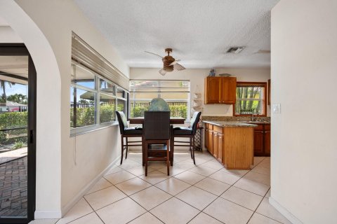 House in Fort Lauderdale, Florida 2 bedrooms, 127.83 sq.m. № 1185430 - photo 19