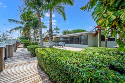 House in Fort Lauderdale, Florida 2 bedrooms, 127.83 sq.m. № 1185430 - photo 25