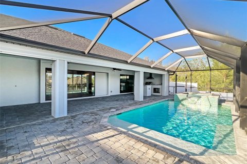 Villa ou maison à vendre à Cape Coral, Floride: 4 chambres, 204.29 m2 № 663548 - photo 19