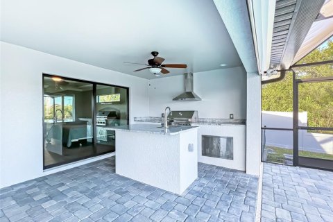 Villa ou maison à vendre à Cape Coral, Floride: 4 chambres, 204.29 m2 № 663548 - photo 18