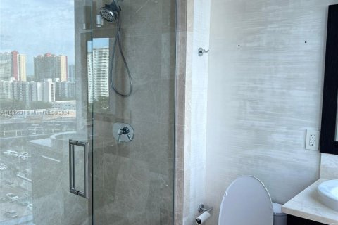 Condo in Sunny Isles Beach, Florida, 3 bedrooms  № 1410626 - photo 15