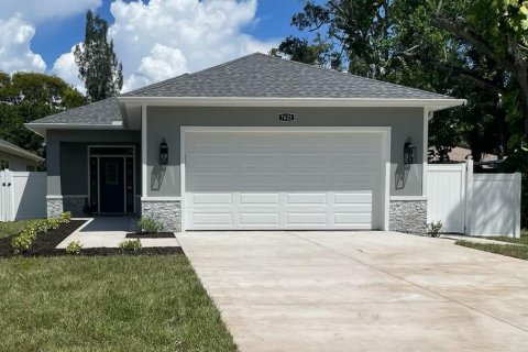 Villa ou maison à vendre à Pinellas Park, Floride: 3 chambres, 162.02 m2 № 1344200 - photo 1