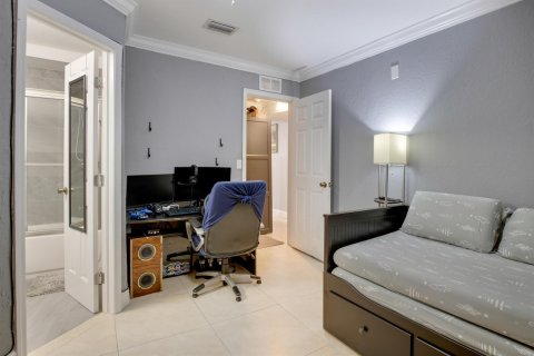 Casa en venta en Palm Springs, Florida, 2 dormitorios, 82.22 m2 № 1151826 - foto 21