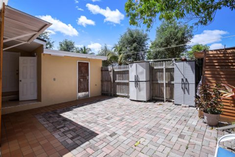 Casa en venta en Palm Springs, Florida, 2 dormitorios, 82.22 m2 № 1151826 - foto 15