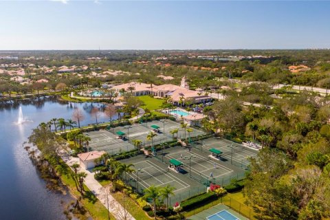 Villa ou maison à vendre à Sarasota, Floride: 2 chambres, 157.28 m2 № 1349973 - photo 28