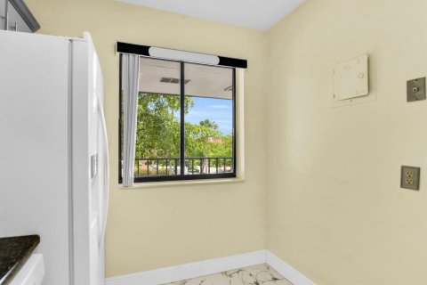 Condominio en venta en Lake Worth, Florida, 1 dormitorio, 70.7 m2 № 1186926 - foto 18