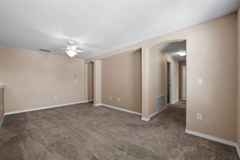 Townhouse in Tampa, Florida 3 bedrooms, 184.69 sq.m. № 1087008 - photo 21
