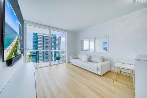 Copropriété à vendre à Miami Beach, Floride: 1 chambre, 75.07 m2 № 1305033 - photo 2