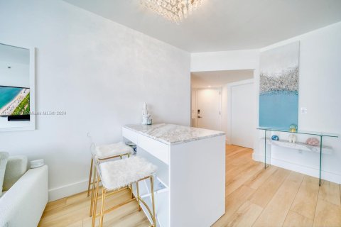 Copropriété à vendre à Miami Beach, Floride: 1 chambre, 75.07 m2 № 1305033 - photo 8