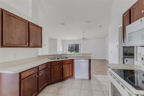 Casa en venta en Winter Haven, Florida, 3 dormitorios, 150.87 m2 № 1385095 - foto 17