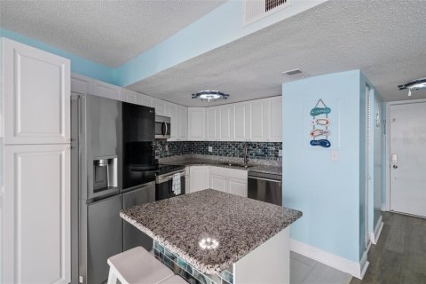 Condominio en venta en New Port Richey, Florida, 1 dormitorio, 63.92 m2 № 1210946 - foto 20