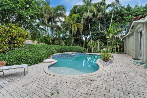 Villa ou maison à vendre à Palmetto Bay, Floride: 4 chambres, 234.3 m2 № 1360392 - photo 17