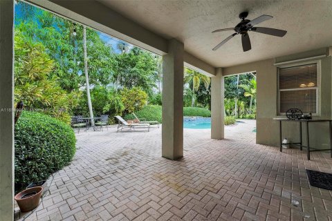 Villa ou maison à vendre à Palmetto Bay, Floride: 4 chambres, 234.3 m2 № 1360392 - photo 16