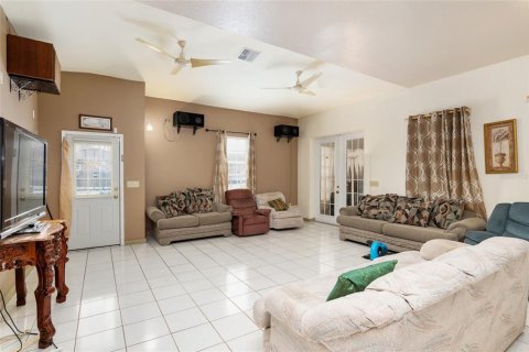 Casa en venta en Ocala, Florida, 4 dormitorios, 317.26 m2 № 1088533 - foto 23