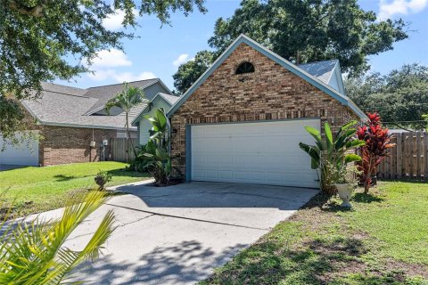 Villa ou maison à vendre à Palm Harbor, Floride: 2 chambres, 111.58 m2 № 1344386 - photo 3