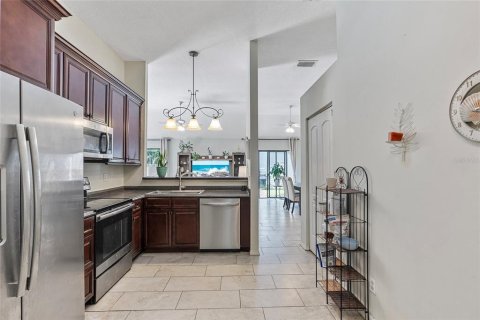 Villa ou maison à vendre à Palm Harbor, Floride: 2 chambres, 111.58 m2 № 1344386 - photo 14