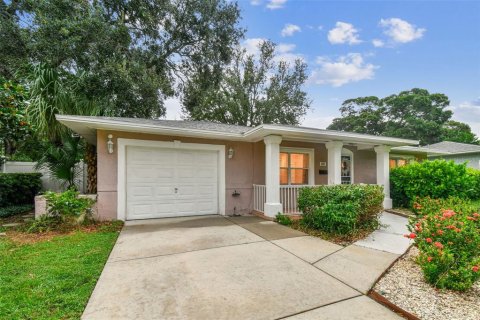 Casa en venta en Saint Petersburg, Florida, 2 dormitorios, 93.74 m2 № 1344357 - foto 2