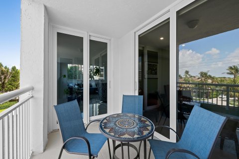 Condominio en venta en Highland Beach, Florida, 3 dormitorios, 205.31 m2 № 1119993 - foto 14