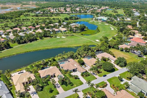 House in West Palm Beach, Florida 4 bedrooms, 340.12 sq.m. № 1119994 - photo 2