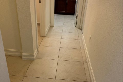 Casa en venta en Pembroke Pines, Florida, 4 dormitorios, 294.13 m2 № 1179677 - foto 3