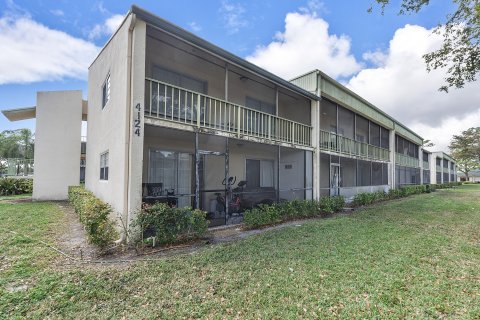 Condominio en venta en Coral Springs, Florida, 1 dormitorio, 63.17 m2 № 1007337 - foto 10
